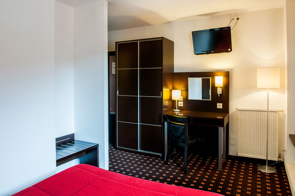 Hotel Sainte-Rose Lourdes Exteriör bild